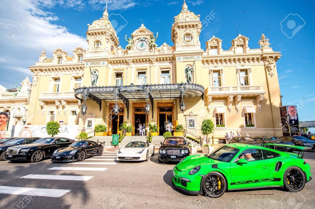 Casinò di Montecarlo - facciata Belle Époque in Place du Casino
